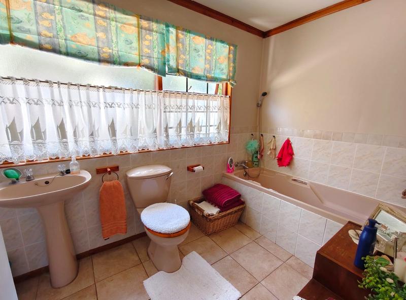 3 Bedroom Property for Sale in Dana Bay Western Cape